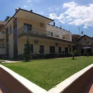 rezervați aici